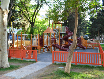 play-equipmen-new-img1-4